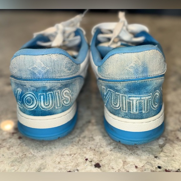 Louis Vuitton Trainer Low ‘Velcro Strap - Light Blue Monogram Denim’ - Picture 4 of 12